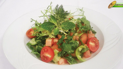Rokalı Çoban Salatası