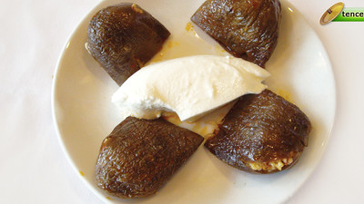 Kuru Patlıcan Dolması