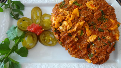 Yumurtalı Köfte