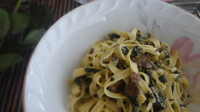 Ispanaklı Mantarlı Tagliatelle
