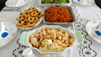 Gün Menüsü (Hümeyra Hanım)