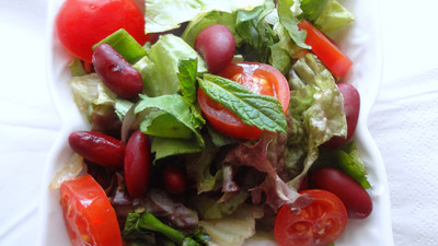 Meksika Fasülyeli Yeşil Salata