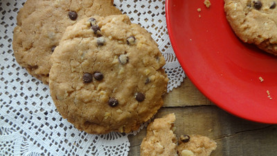 Damla Çikolatalı Yulaflı Cookie