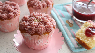Erik Dolgulu Pembe Cupcake