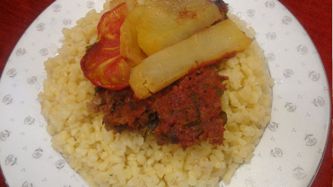Patatesli Tepsi Köftesi