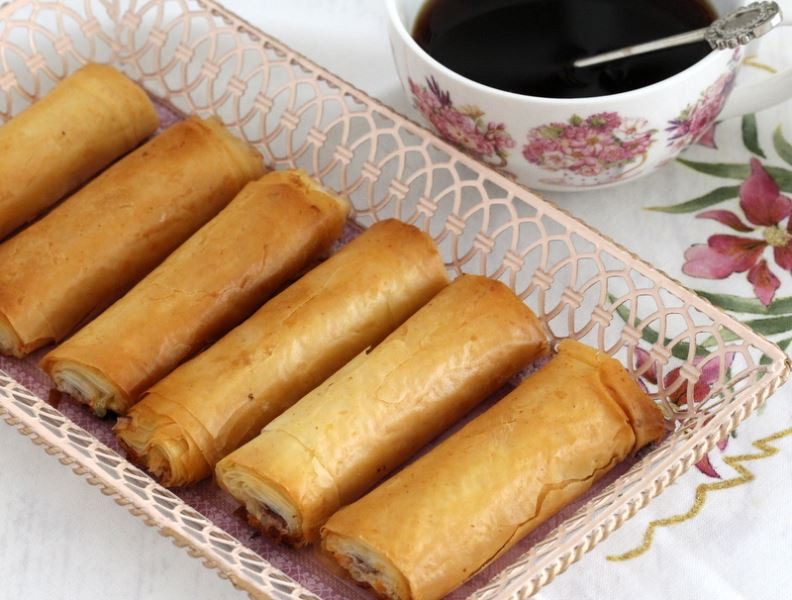 Baklava Yufkasından Çıtır Börek - Resim : 1