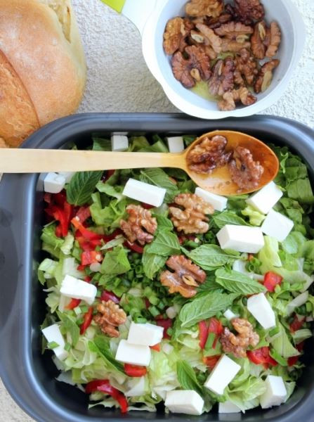Kızarmış Cevizli Marul Salatası - Resim : 1