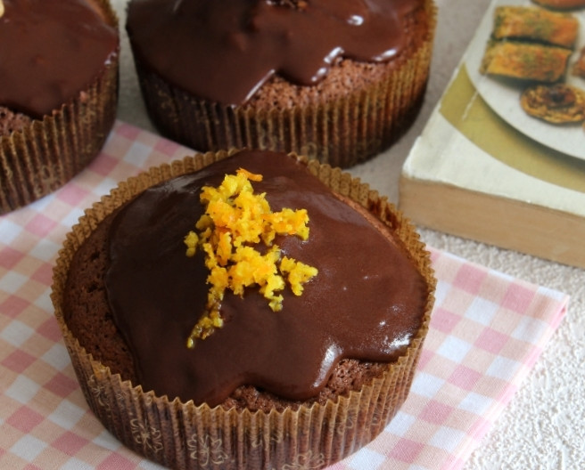 Çikolata Soslu Muffin - Resim : 2