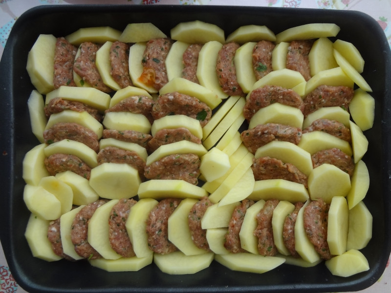 Fırında Köfte Patates - Resim : 2