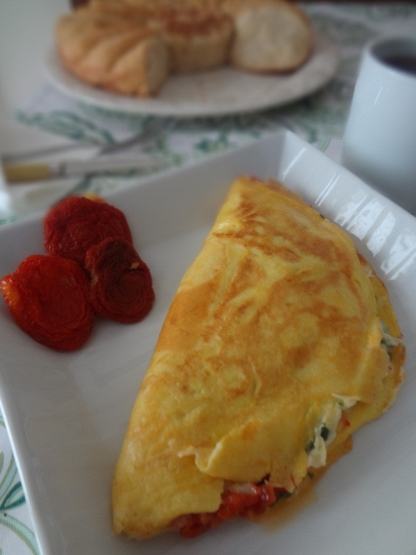 Kuru Domatesli Omlet - Resim : 4