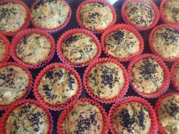 Peynirli Otlu Muffin - Resim : 4